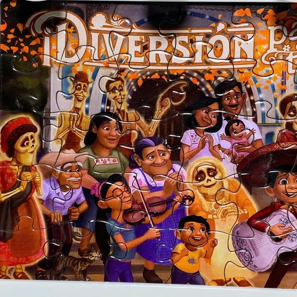 Disney Pixar Coco Light-Up Billboard Mini Puzzle Jigsaw 50 pieces Lights Work!